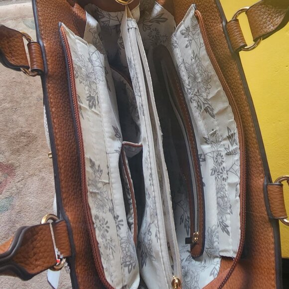 NWOT Boes bag, missing long strap, not sure if Leather nice Cloth combo - Picture 3 of 5
